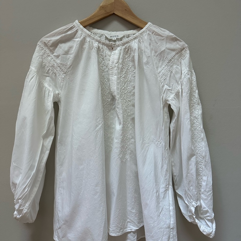 Chic White Blouse